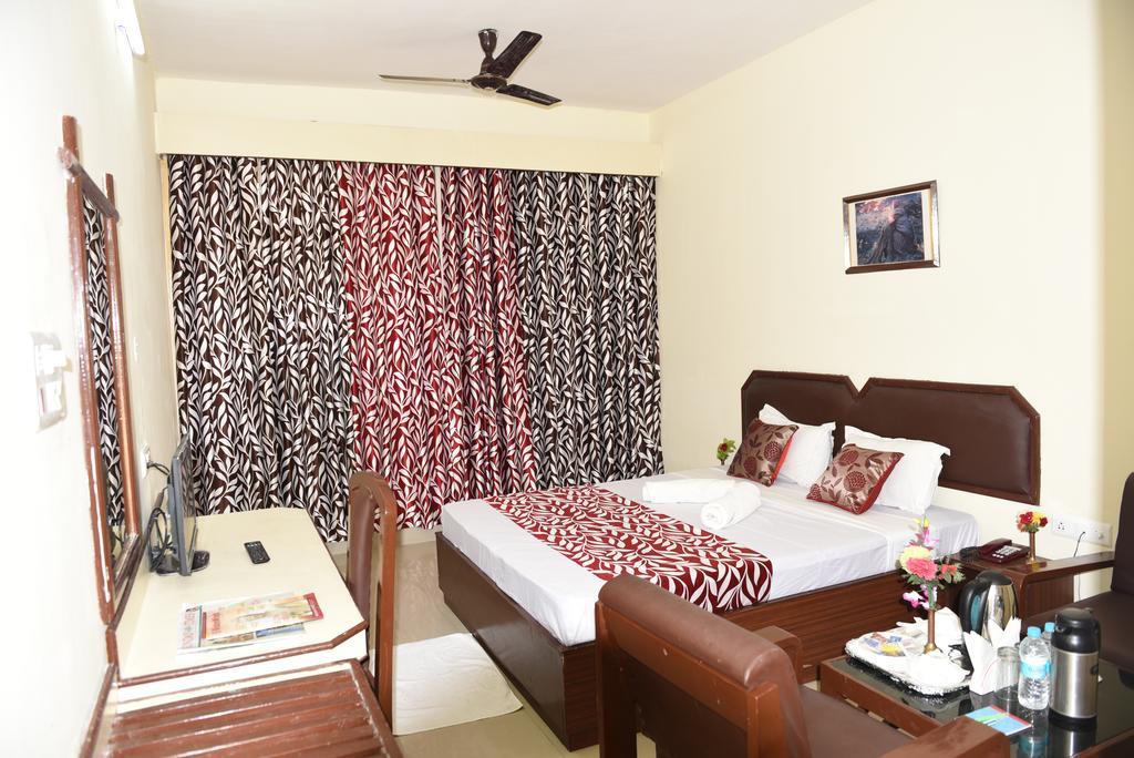 Hotel Lumbini International Bodh Gaya Buitenkant foto