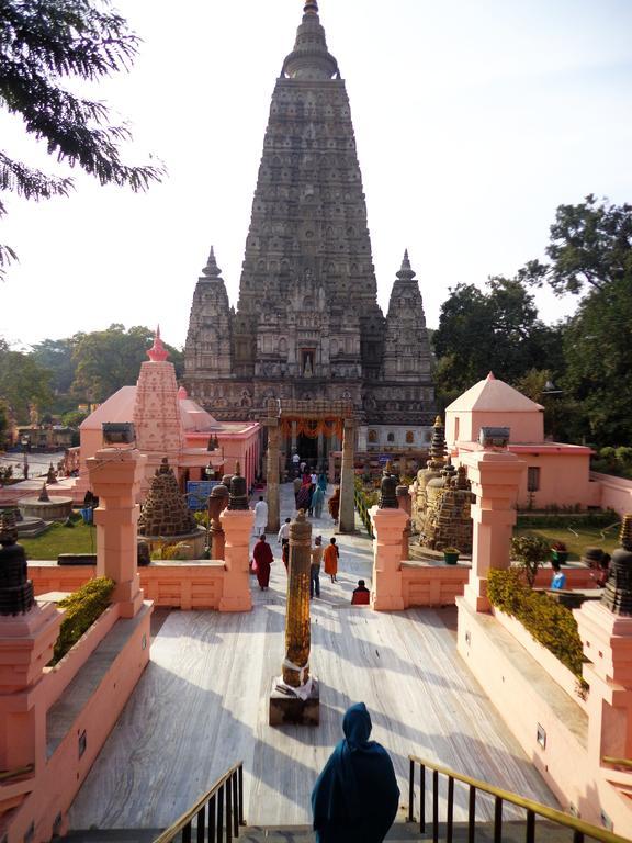 Hotel Lumbini International Bodh Gaya Buitenkant foto