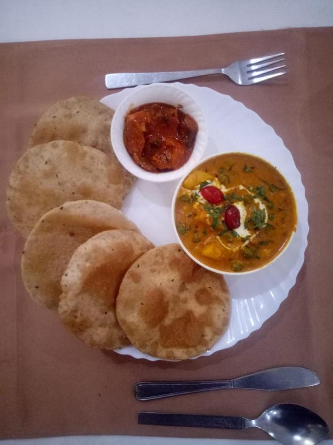 Hotel Lumbini International Bodh Gaya Buitenkant foto